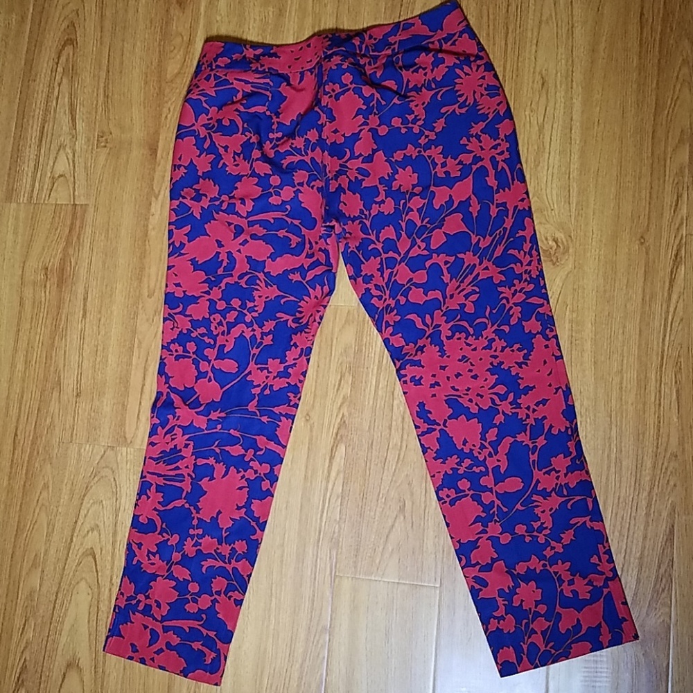 NWOT Max & Co. Red Blue Pattern Pants 10 - Picture 2 of 4